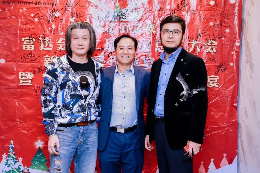 华商国际货运有限公司总经理莫少华、深圳市万迅国际货运代理有限公司总经理胡建荣、武汉市华航集运有限责任公司总经理李亢合影。