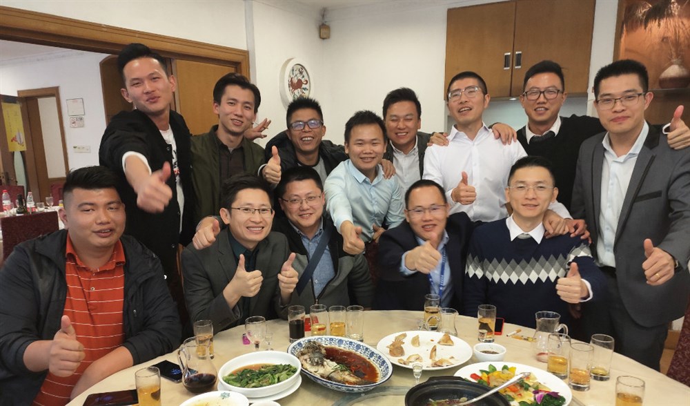 开心一刻：吃大餐了！