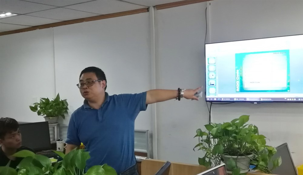 茗佳国际货运总经理邓磊分享危险品运输营运操作的那些事儿。