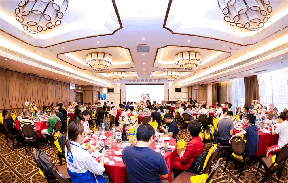 甲必丹特约-利星坤平空运之加拿大之夜总裁交流大会